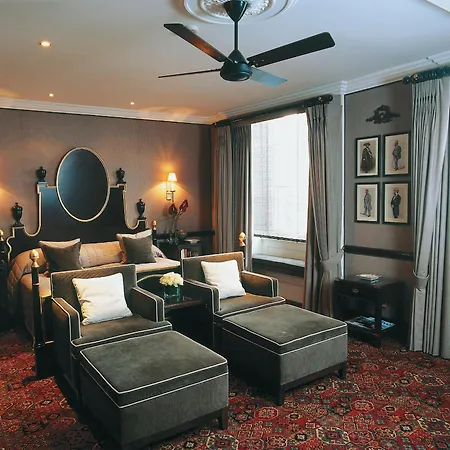 The Chesterfield Mayfair London Exterior photo